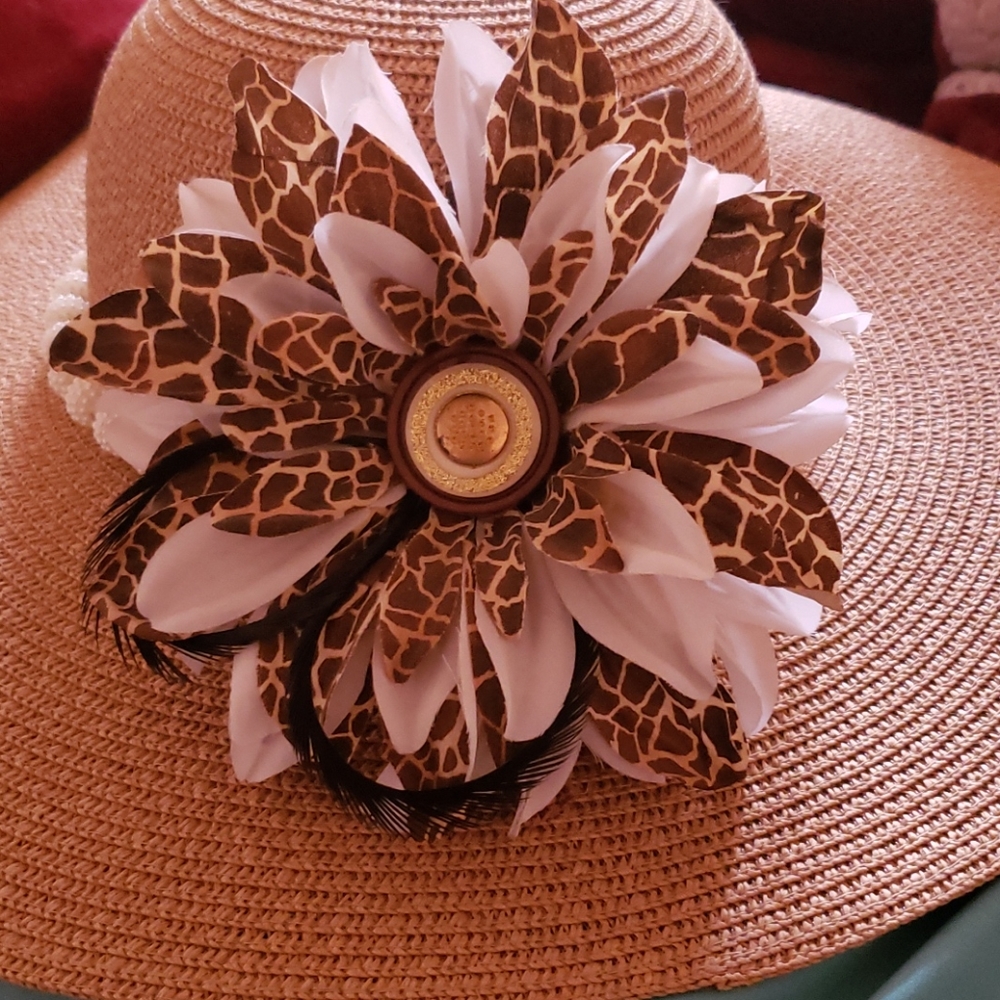 Flower Clip/Pin - Picture 4 of 5